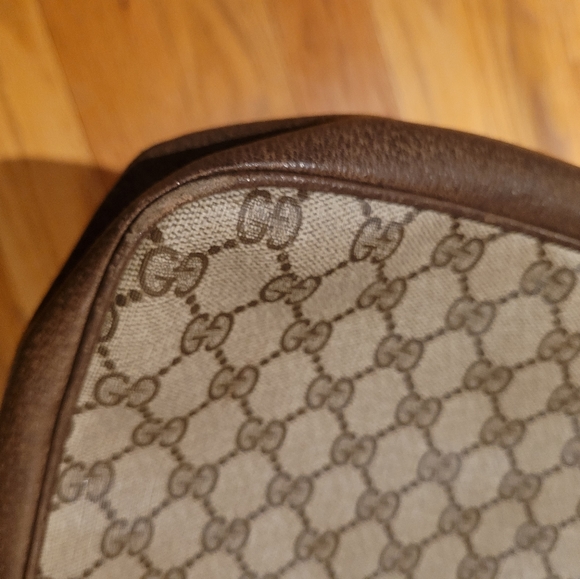 Authentic Vintage Gucci Shoulder Bag - Picture 11 of 14